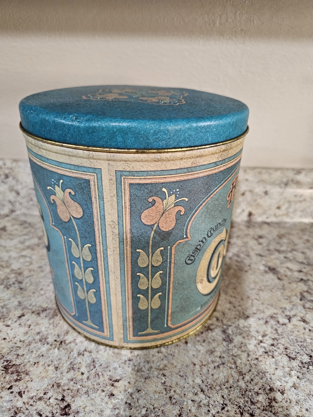 Vintage HomeStyle Cookies Tin Vintage-Inspired Kitchen Storage - Picture 4 of 9
